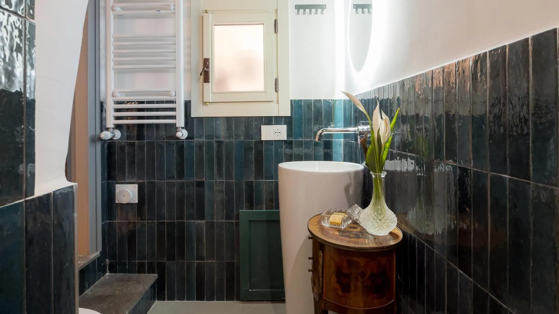Palazzo Santa Ninfa - Luxury Mansion Apartment Palermo 0*,  Italy