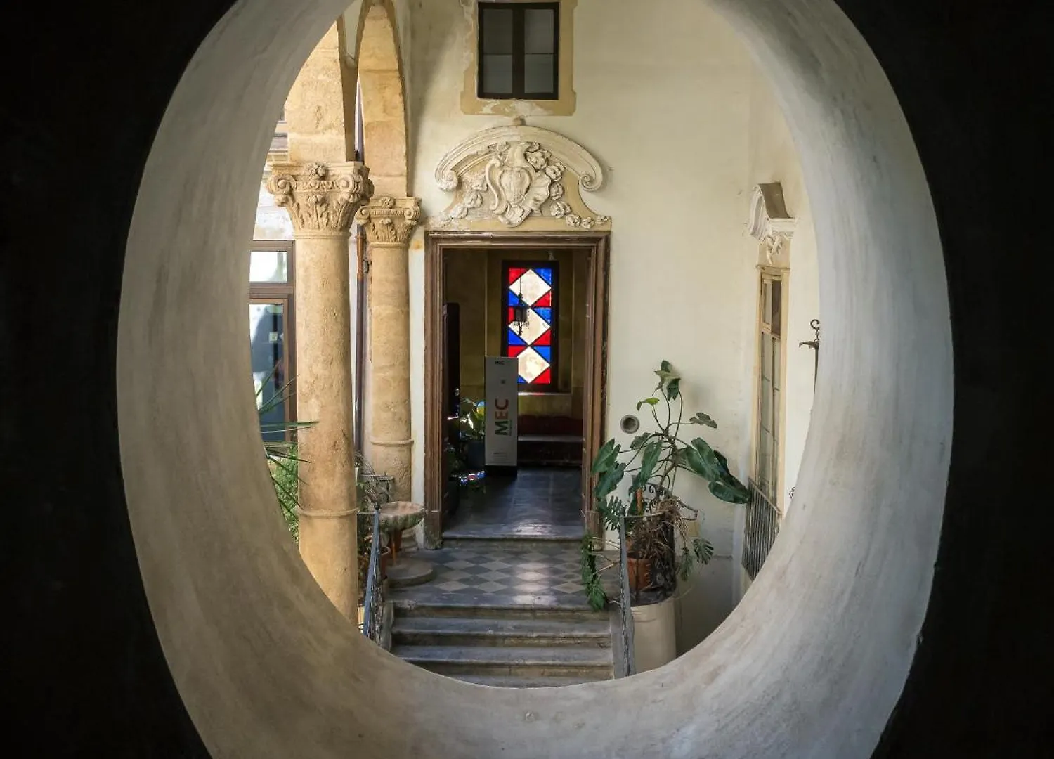Palazzo Santa Ninfa - Luxury Mansion Apartment Palermo Italy
