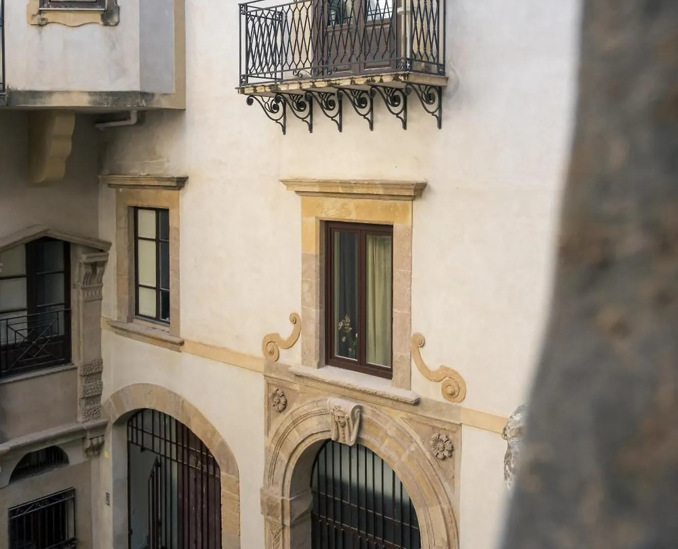 Palazzo Santa Ninfa - Luxury Mansion Apartment Palermo