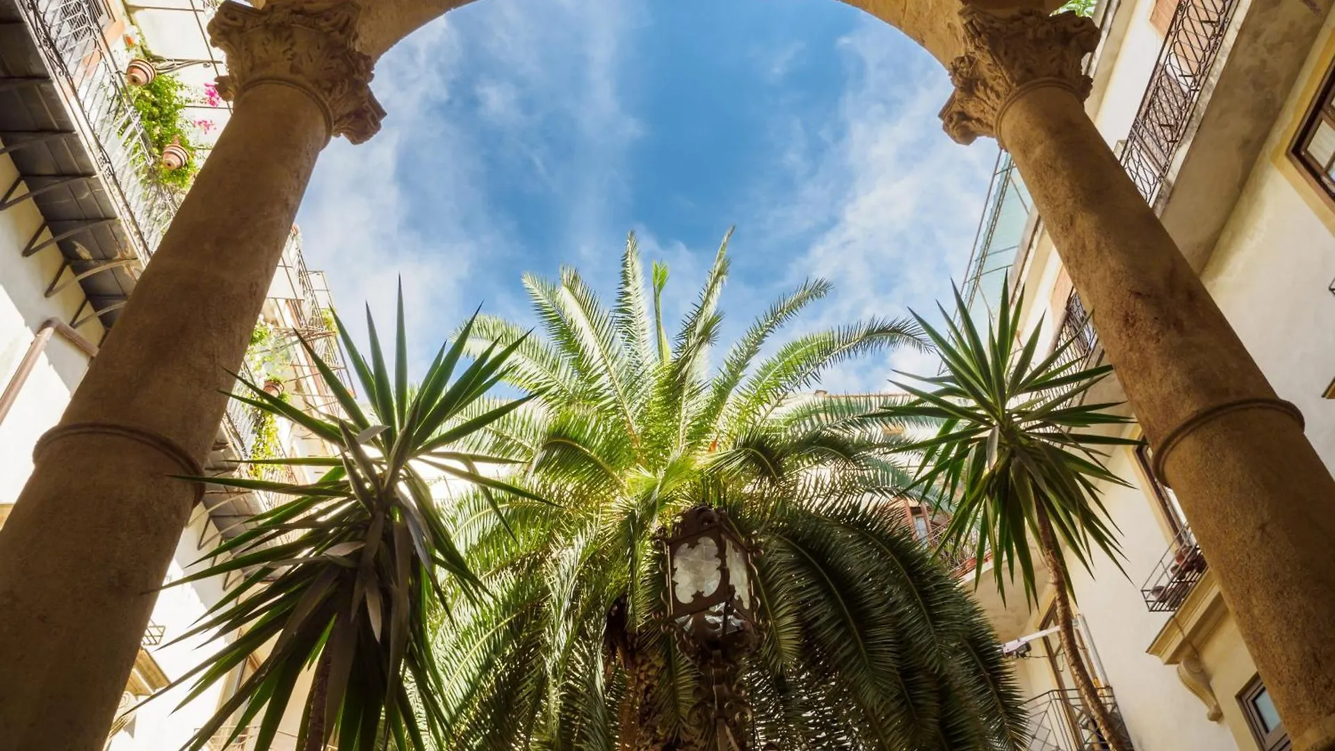 Palazzo Santa Ninfa - Luxury Mansion Apartment Palermo