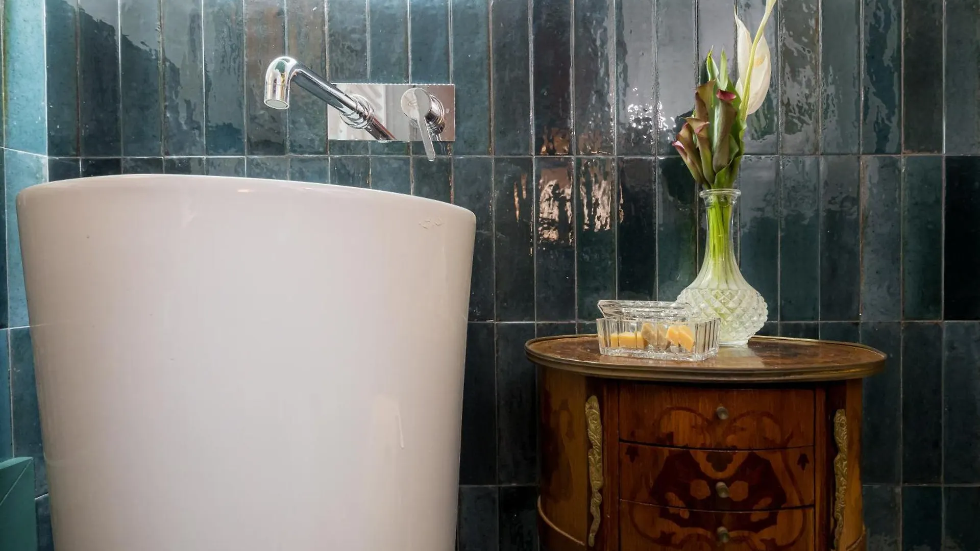 Palazzo Santa Ninfa - Luxury Mansion Apartment Palermo
